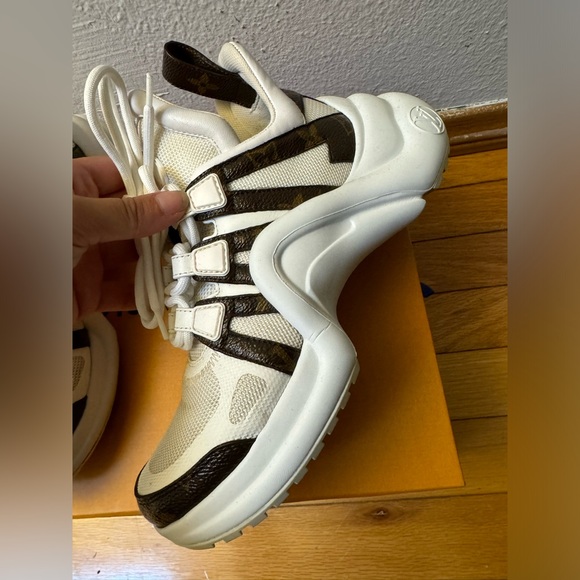 LV Louis Vuitton Archlight sneakers size 35 - Picture 5 of 12